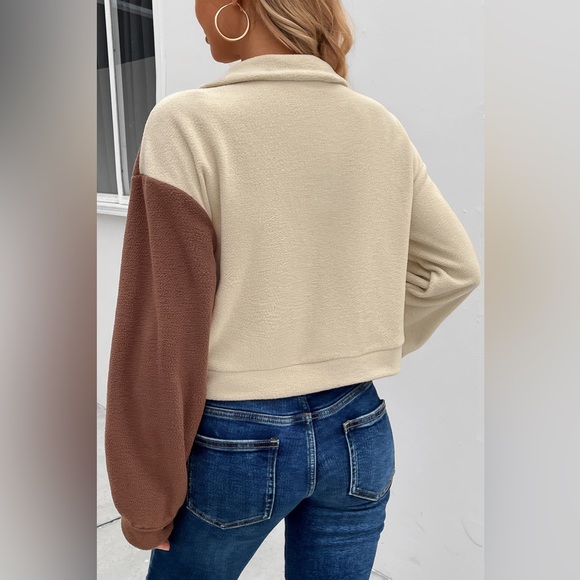 Color Block Pocketed Button Up Jacket - Picture 2 of 5